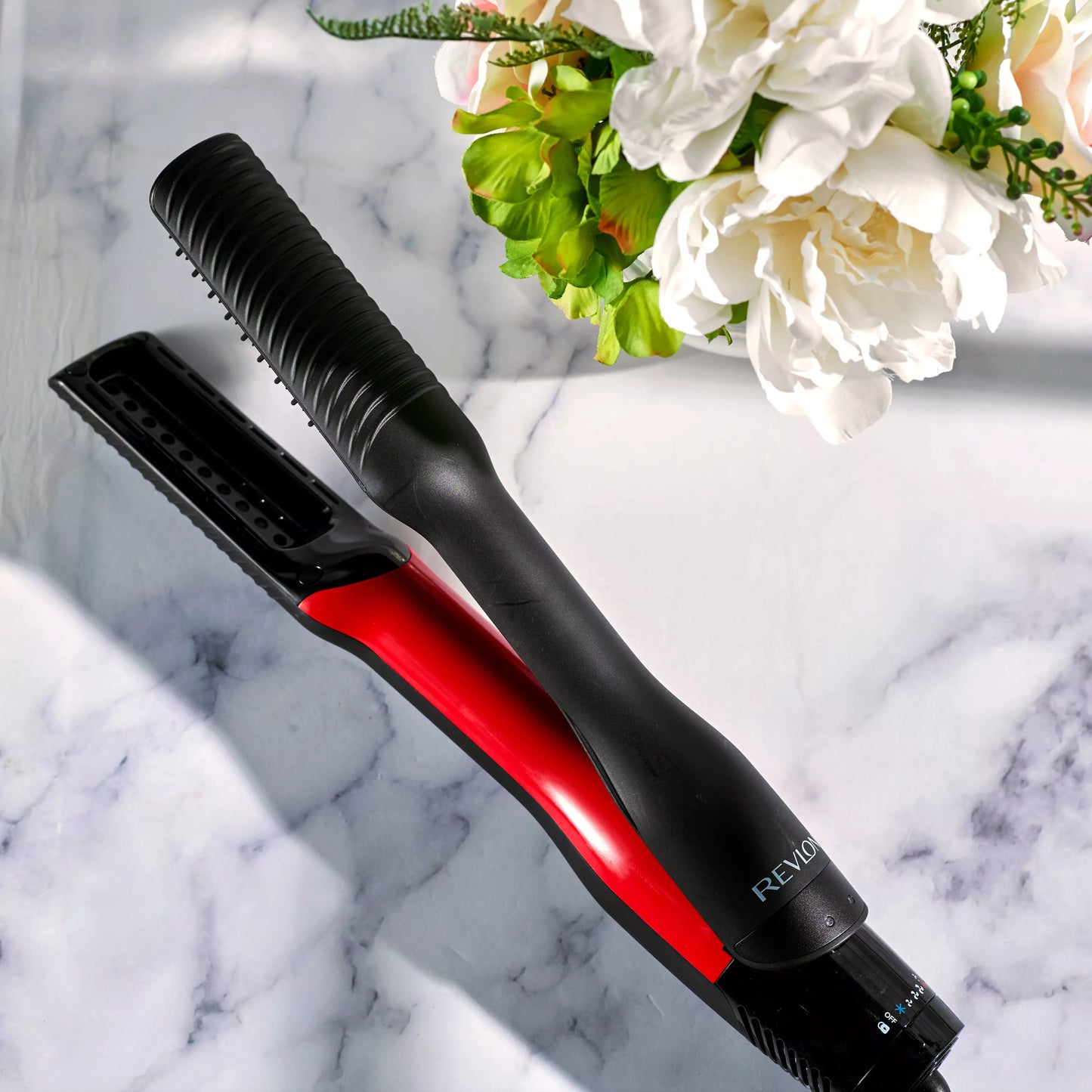 Alisador y Secador Revlon 1000W 2 en 1 RVDR5330NLA2